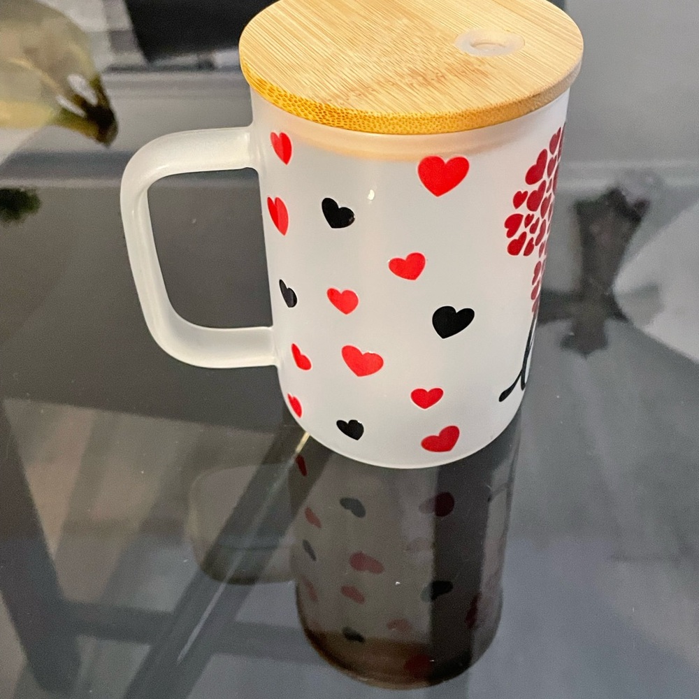 Heart Pattern Glass Mug with Bamboo Lid